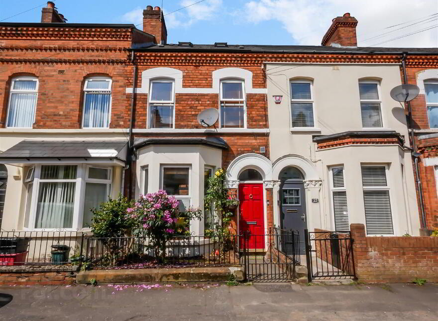 25 Rushfield Avenue, Ormeau Road, Belfast, BT7 3FP photo