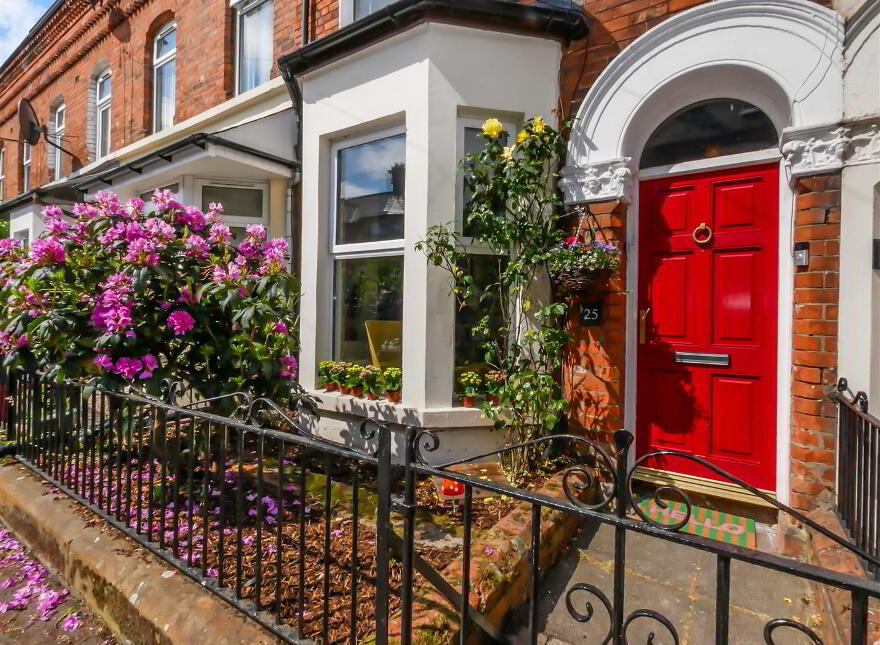 25 Rushfield Avenue, Ormeau Road, Belfast, BT7 3FP