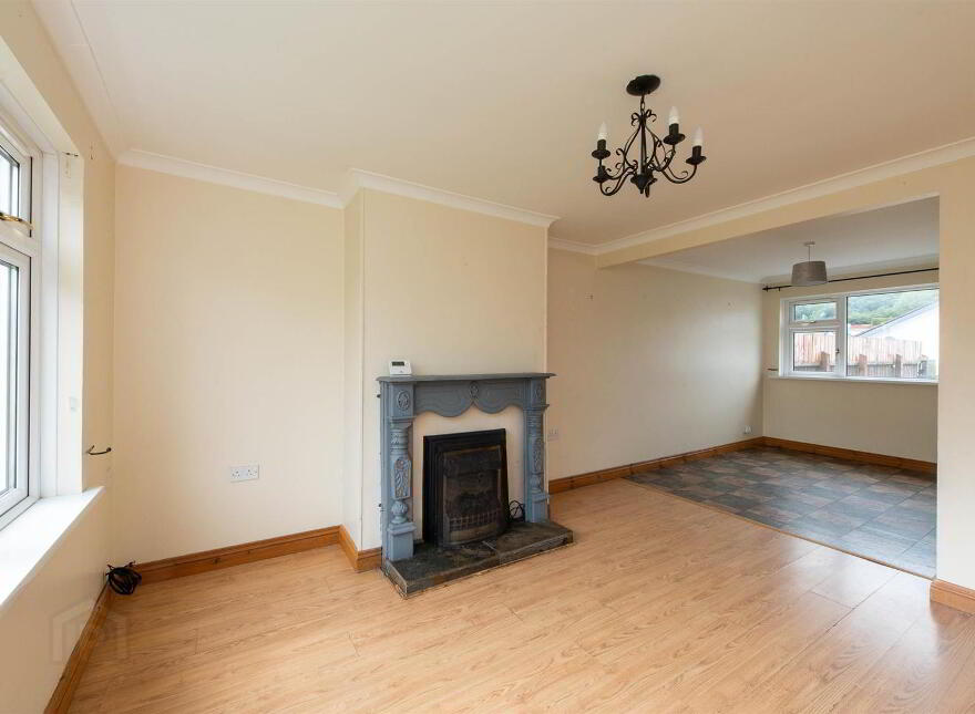 19 Craigs Road, Ballynahinch, BT24 8PQ