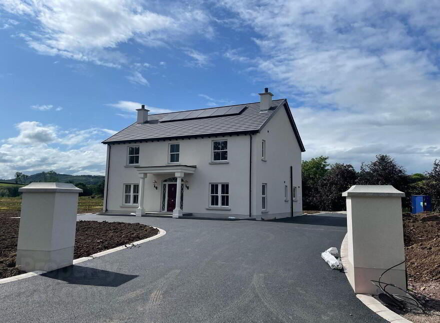 Annaloughan Road, Augher, BT77 0BW photo