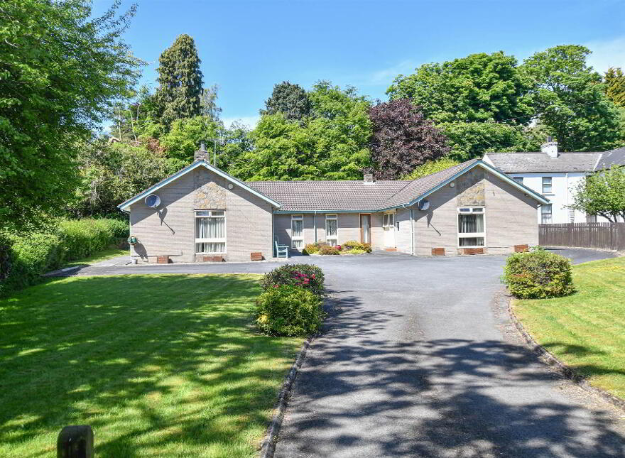 4- 6 Strangford Road, Downpatrick, BT30 6SL photo