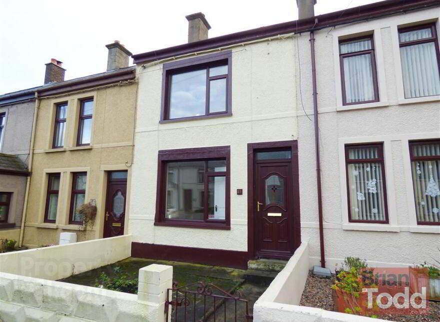 Laharna Avenue, Larne, BT40 1NF photo