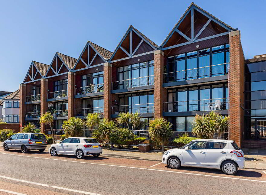 13 The Bay, Seacliff Road, Bangor, BT20 5HD photo