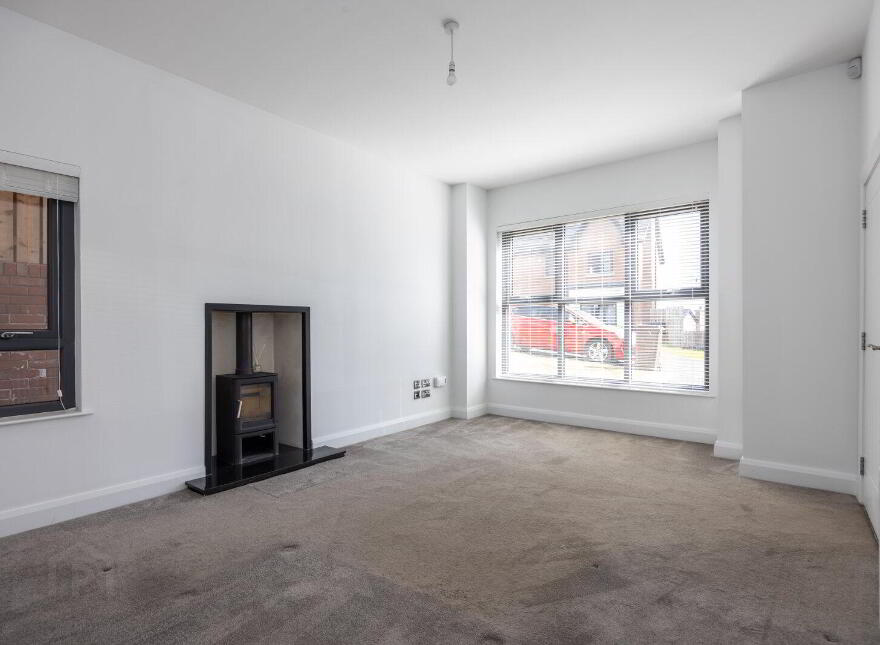 5 Brooke Hall Drive, Belfast, BT8 6XA