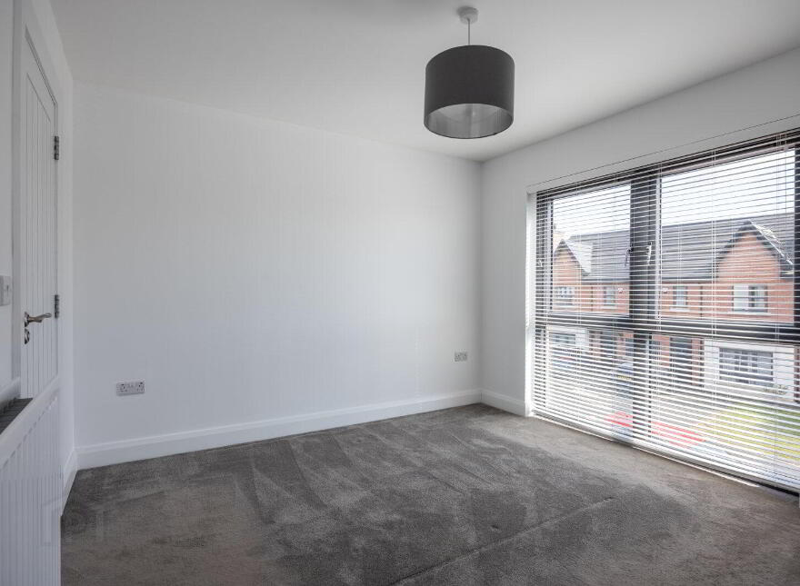 5 Brooke Hall Drive, Belfast, BT8 6XA