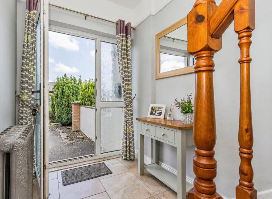 112 Ballynahinch Road, Lisburn, BT27 5EZ