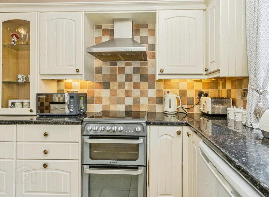112 Ballynahinch Road, Lisburn, BT27 5EZ