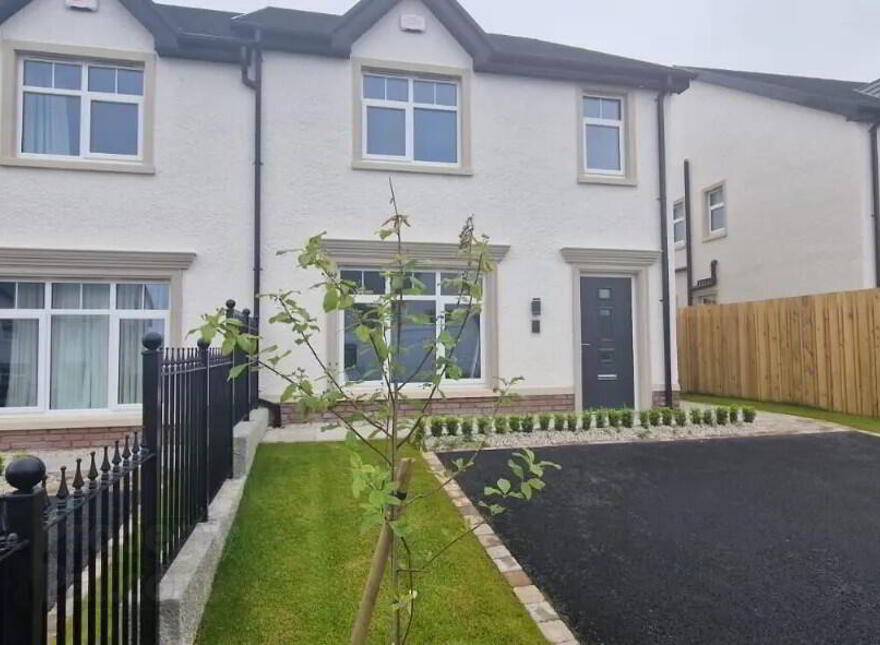 105 Crieve Mor Ave, Letterkenny, F92DPR6 photo