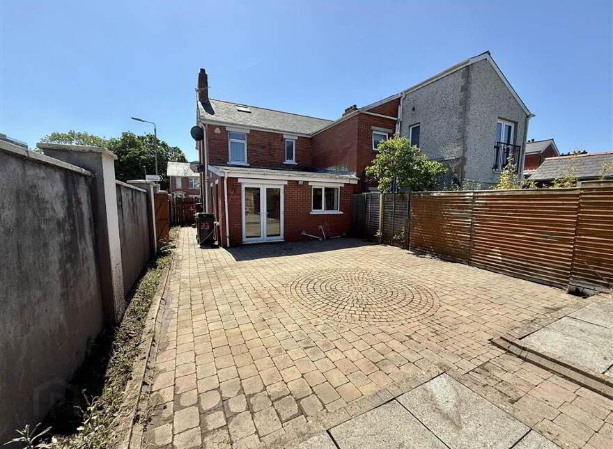 33 Onslow Parade, Cregagh, Belfast, BT6 0AS