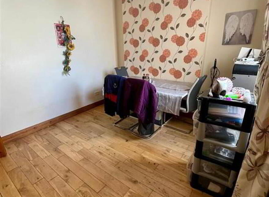 Victoria Road, Larne, BT40 1RT