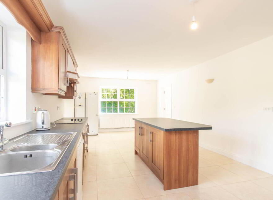 Drummullan, Farnham, Cavan Town, H12FC66