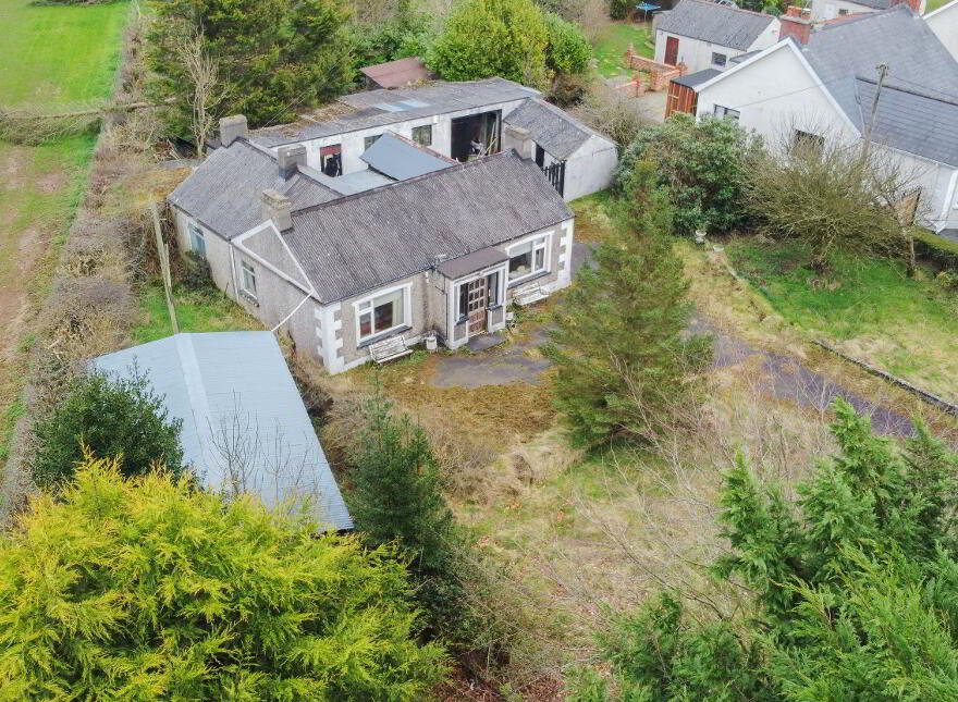 168 Seven Mile Straight, Muckamore, Antrim, BT41 4QY photo