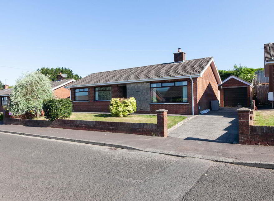 16 Archvale Avenue, Glengormley, Newtownabbey, BT36 6LP photo