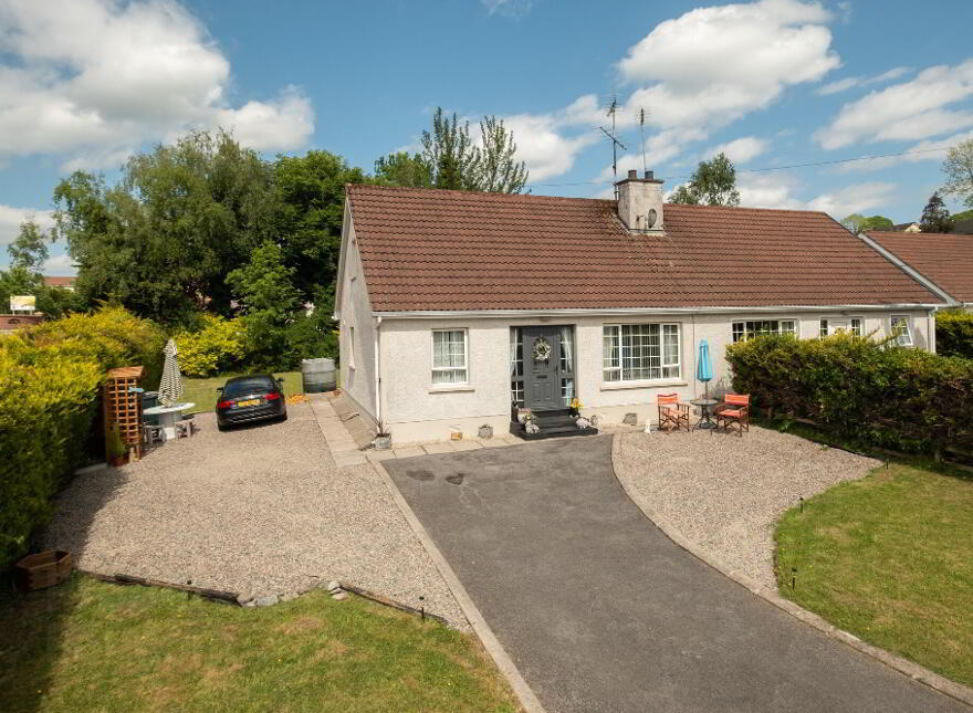 2 Silverstream Court, Enniskillen, BT74 4BE photo
