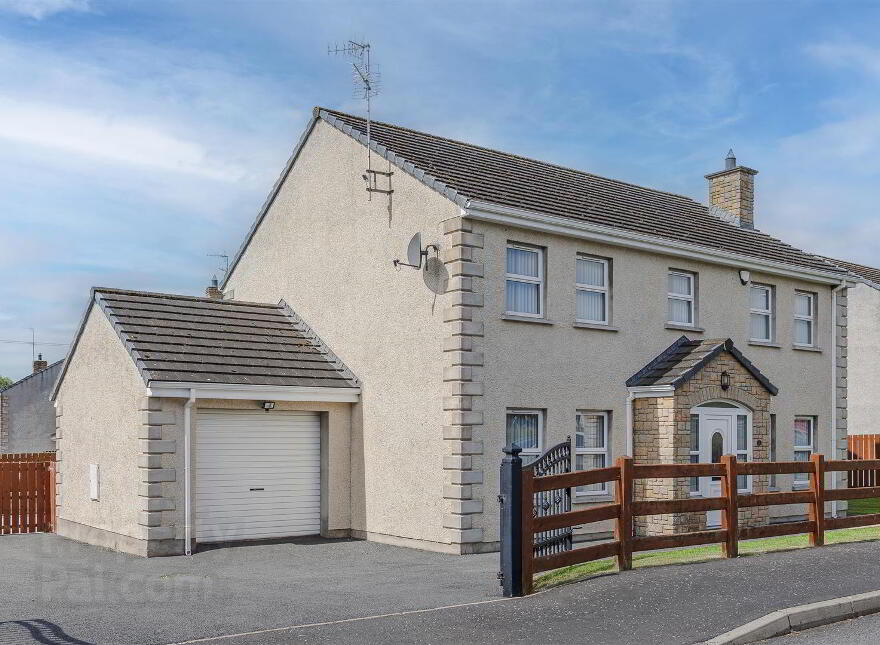 2 Magheracastle Lonin, Coalisland, BT71 5EW photo