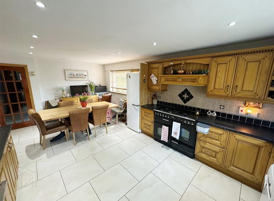 Tullyhappy House, 253 Old Armagh Road, Newry, BT35 6NL