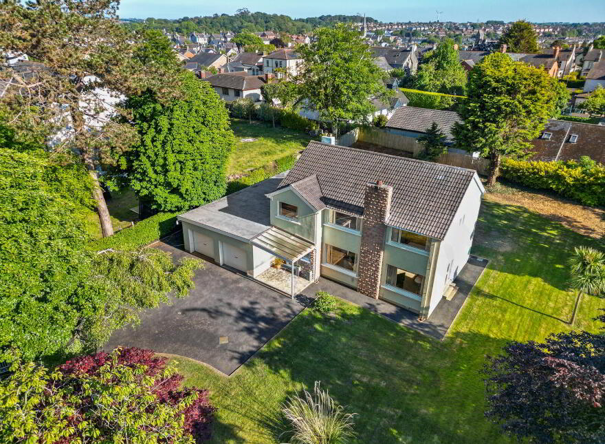 21 Farnham Park, Bangor, BT20 3SR photo