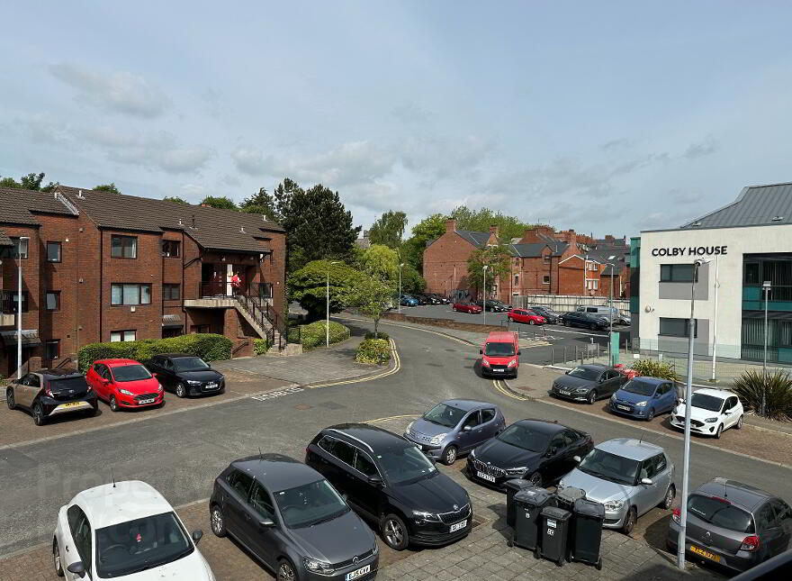 5e Stranmillis Court, Stranmillis Road, Belfast, BT9 5EU photo
