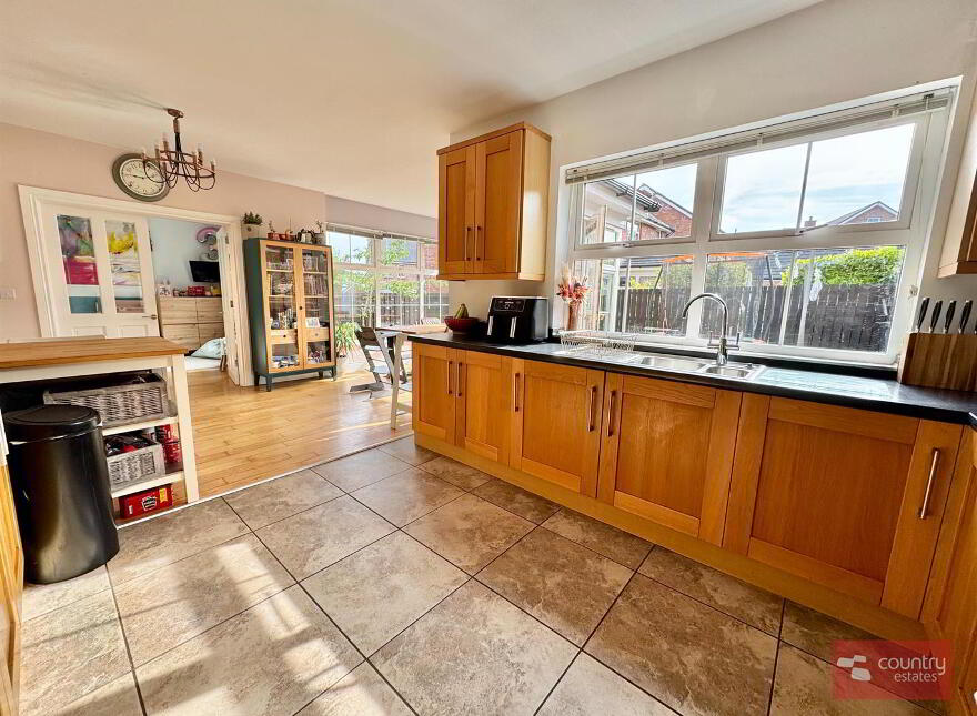 30 Forthaven, Ballyrobert, Newtownabbey, BT39 9GU