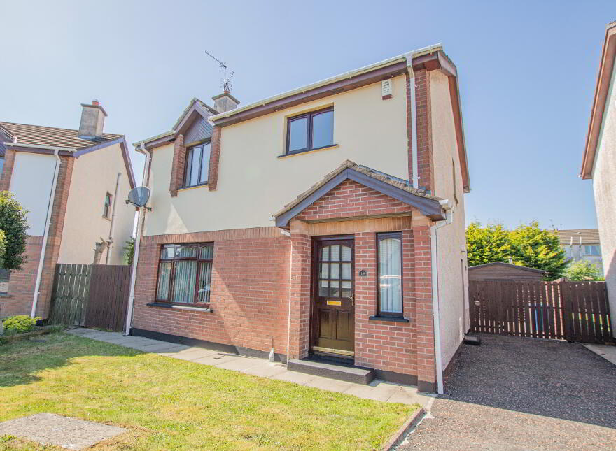 19 Hazelbrook, Magherafelt, BT45 6AJ photo