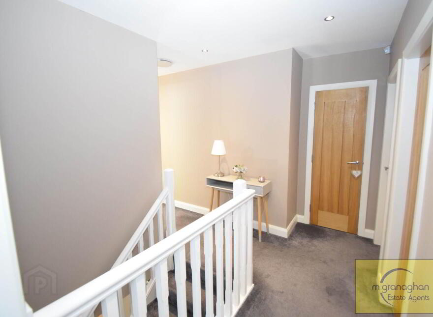 2e The Green, Dunmurry, Belfast, BT17 0EH