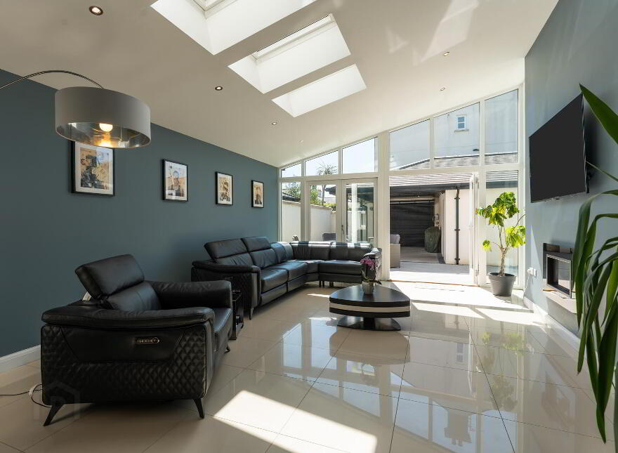 66 Ballyholme Road, Bangor, BT20 5LA