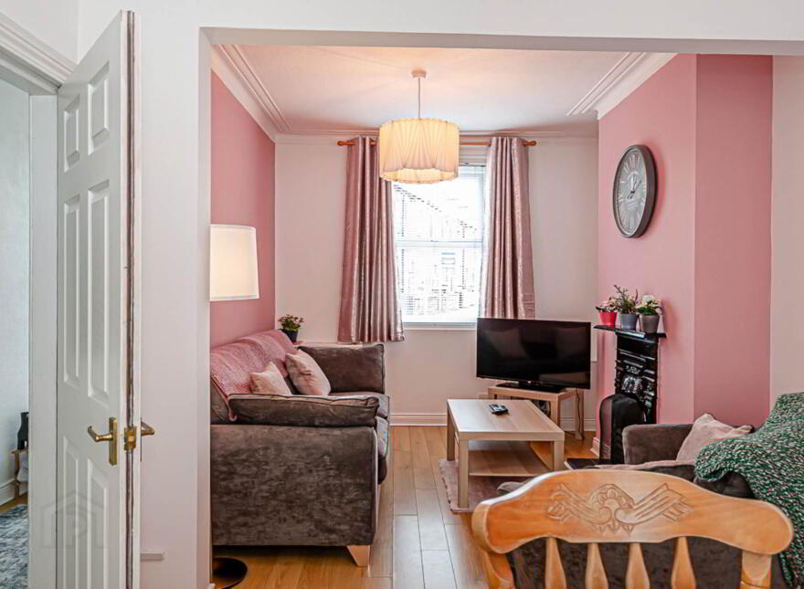 9 Sunwich Street, Ravenhill, Belfast, BT6 8JT