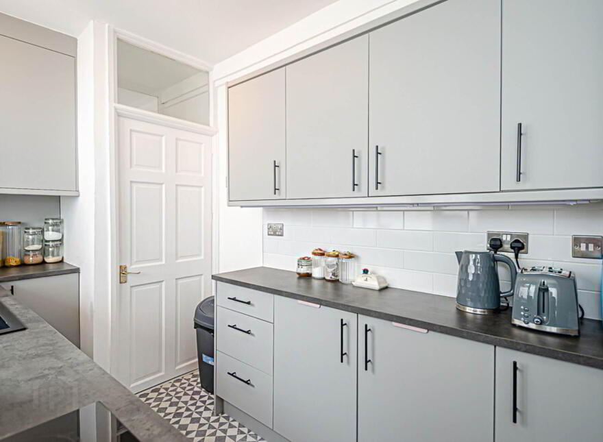 9 Sunwich Street, Ravenhill, Belfast, BT6 8JT