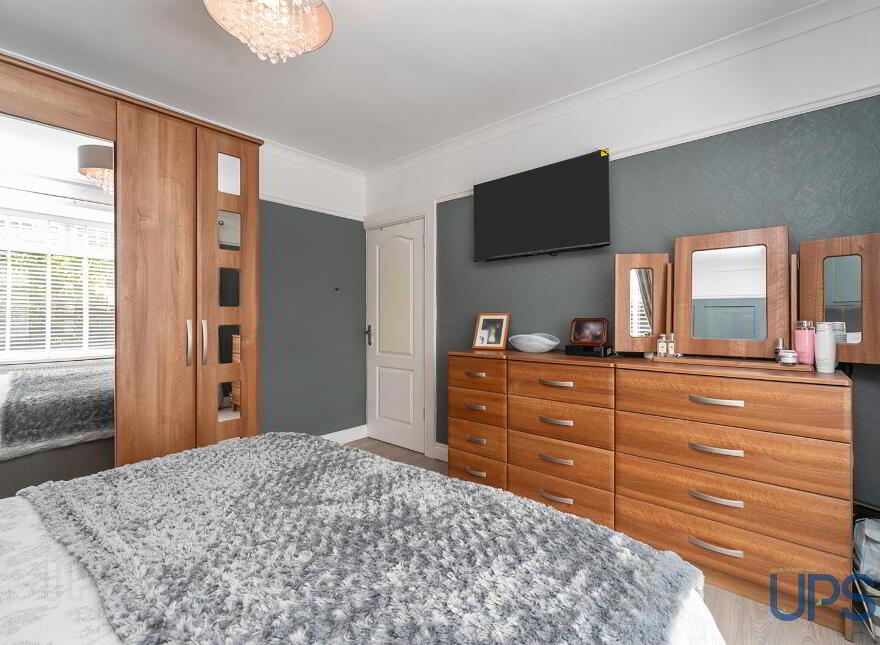 73 Upper Dunmurry Lane, The Green, Dunmurry, Belfast, BT17 0QD