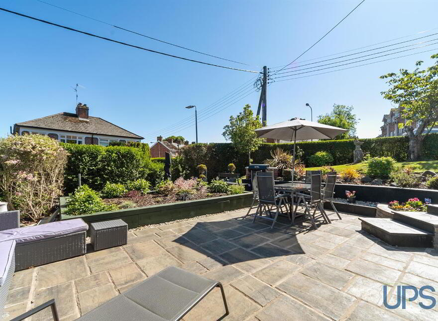 73 Upper Dunmurry Lane, The Green, Dunmurry, Belfast, BT17 0QD