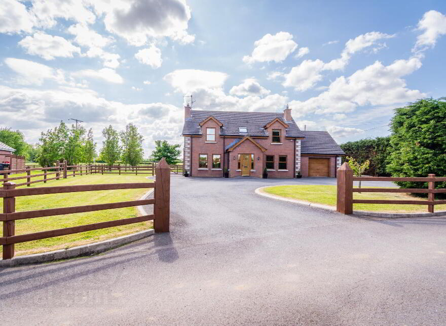 A Detached House With Stables And Field Of Approxima, 21 Lisburn Road, Moira, BT67 0JR photo