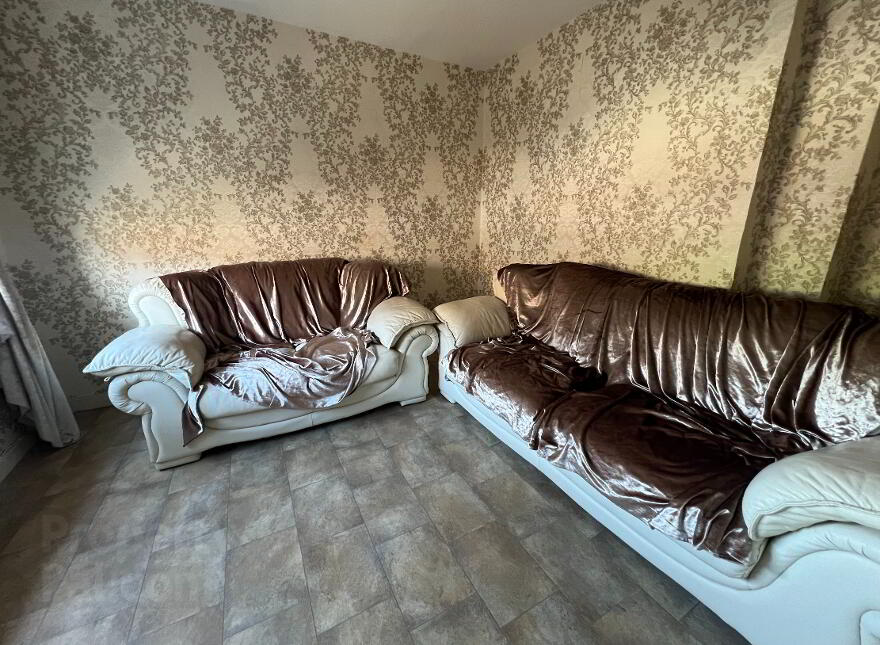 7 Braeside, Dungannon, BT71 7BY photo