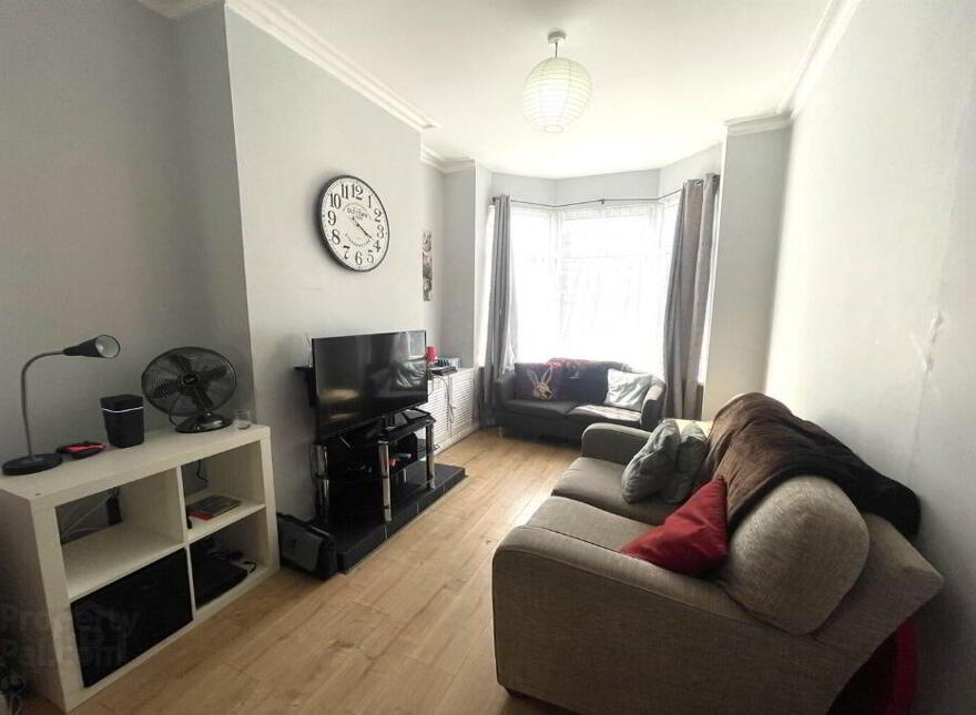 14 Meadowbank Street, Belfast, BT9 7FG