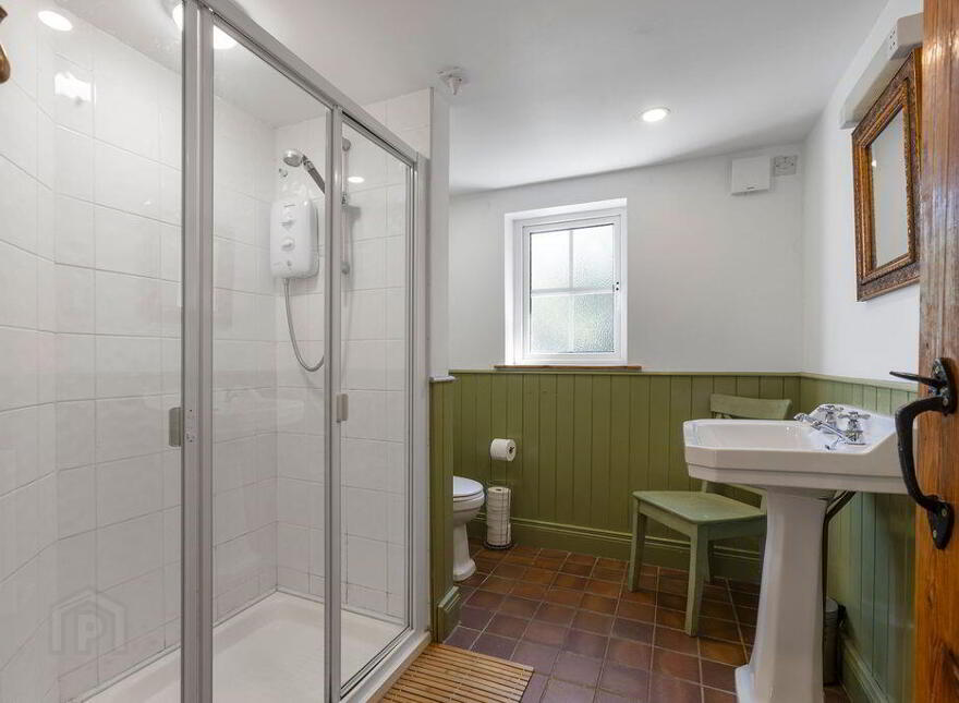 Eala Lodge, 48 Glebe Road, Castlerock, Coleraine, BT51 4SW