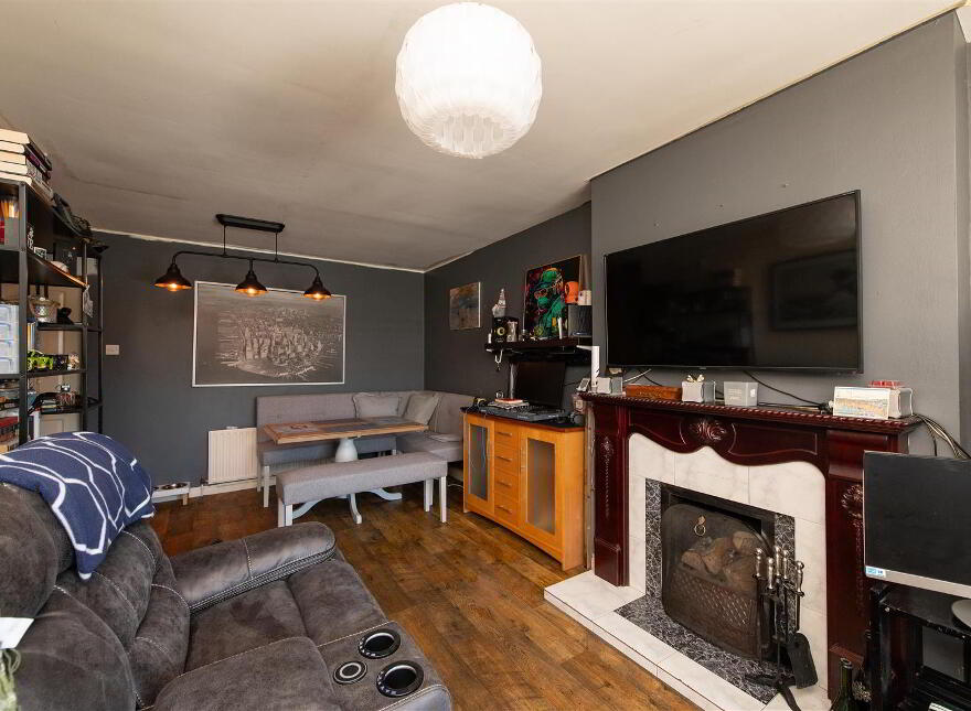 2 Burnview Terrace, Banbridge, BT32 4DJ photo