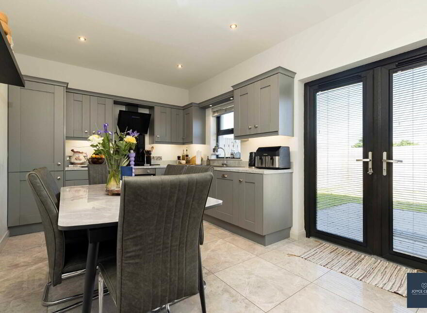 4 Broomhill Manor, Portadown, BT62 4FF