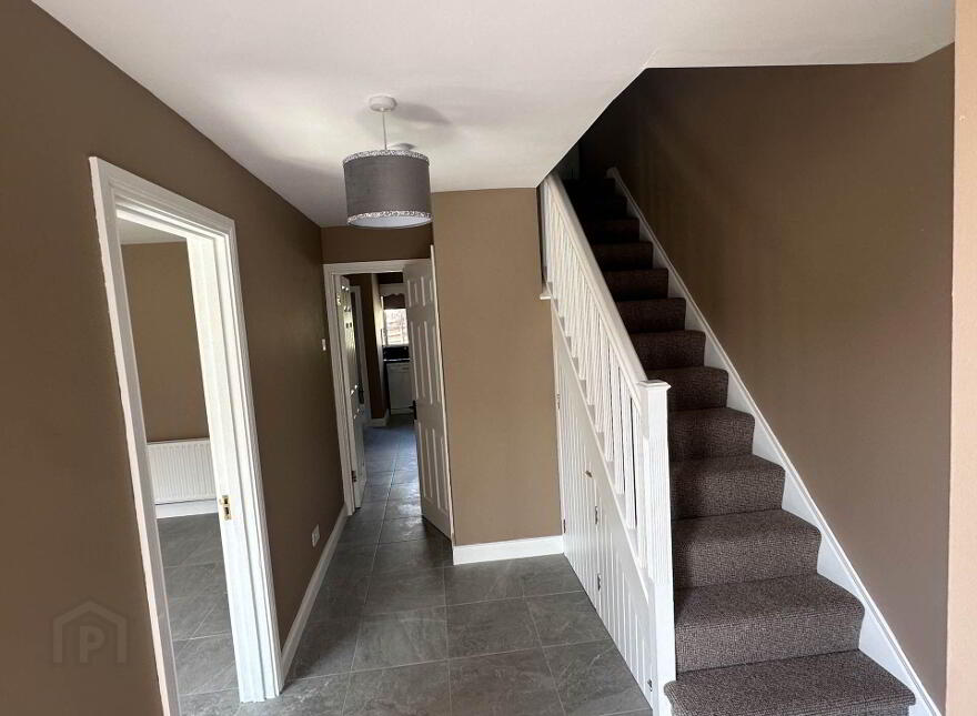 6 Crawford Square, Moville, F93X326