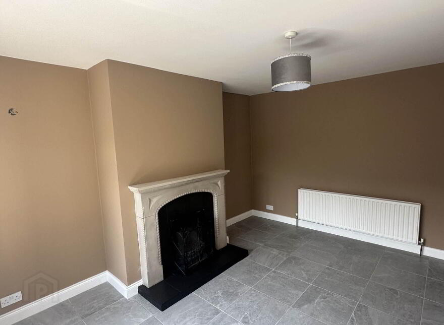 6 Crawford Square, Moville, F93X326