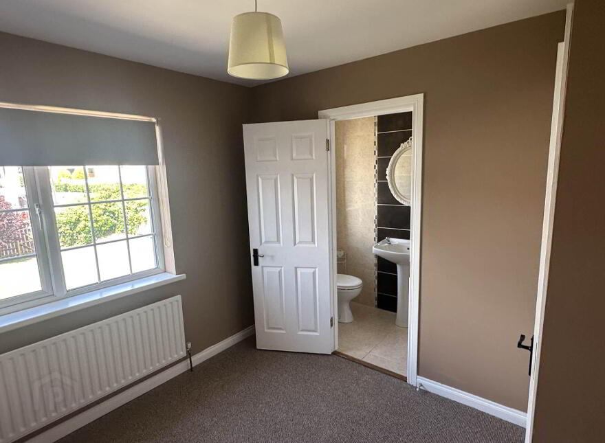 6 Crawford Square, Moville, F93X326