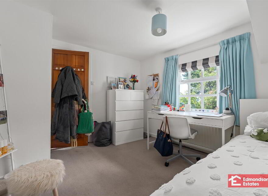 91 Ballynafie Road, Portglenone, Ballymena, BT44 8BT