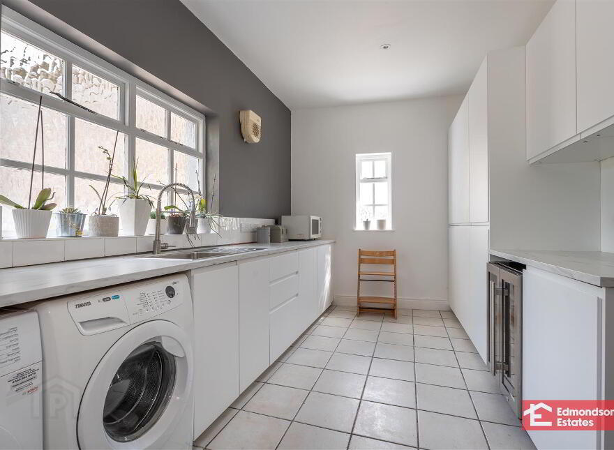 91 Ballynafie Road, Portglenone, Ballymena, BT44 8BT