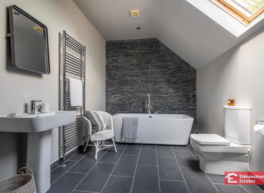 91 Ballynafie Road, Portglenone, Ballymena, BT44 8BT