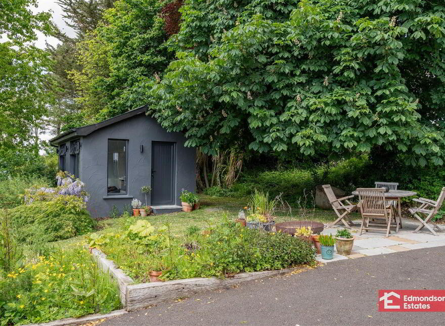 91 Ballynafie Road, Portglenone, Ballymena, BT44 8BT