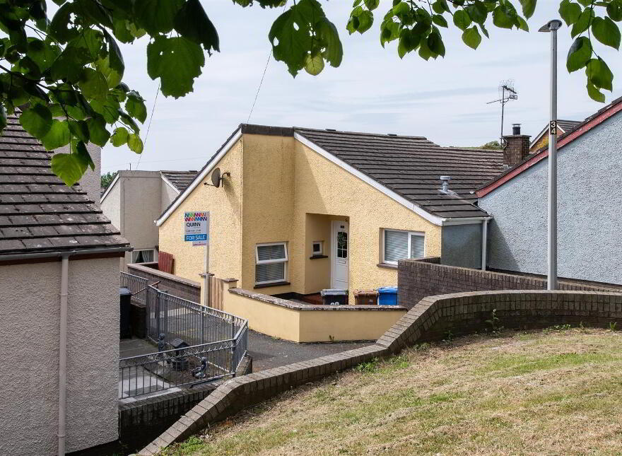 30 Lindisfarne Road, Downpatrick, BT30 6HP photo