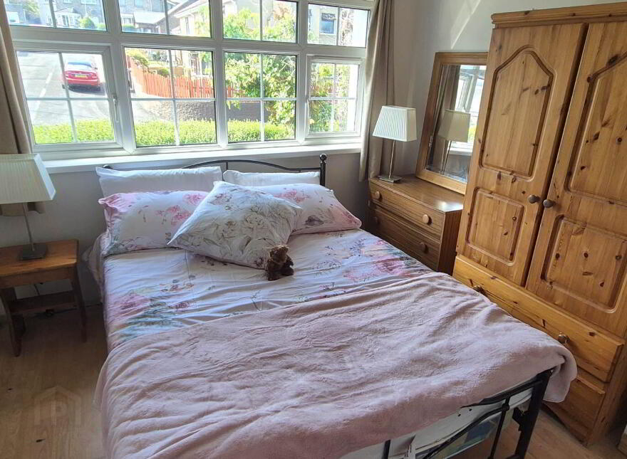 14 Oakfield Road, Derry, BT48 9BB