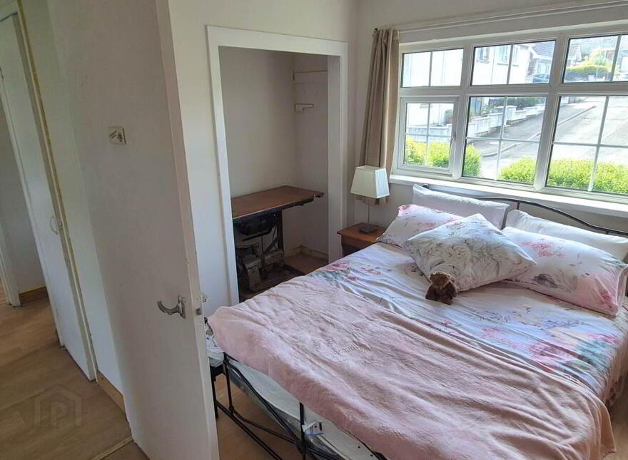 14 Oakfield Road, Derry, BT48 9BB