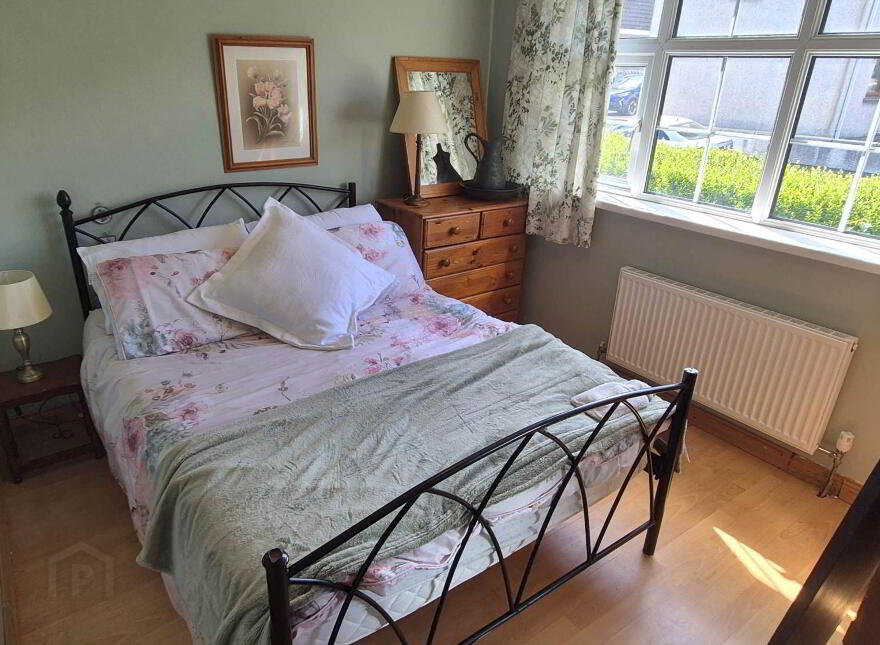 14 Oakfield Road, Derry, BT48 9BB