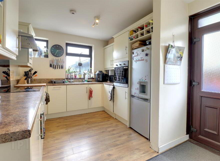 12 Trasnagh Drive, Newtownards, BT23 4PD