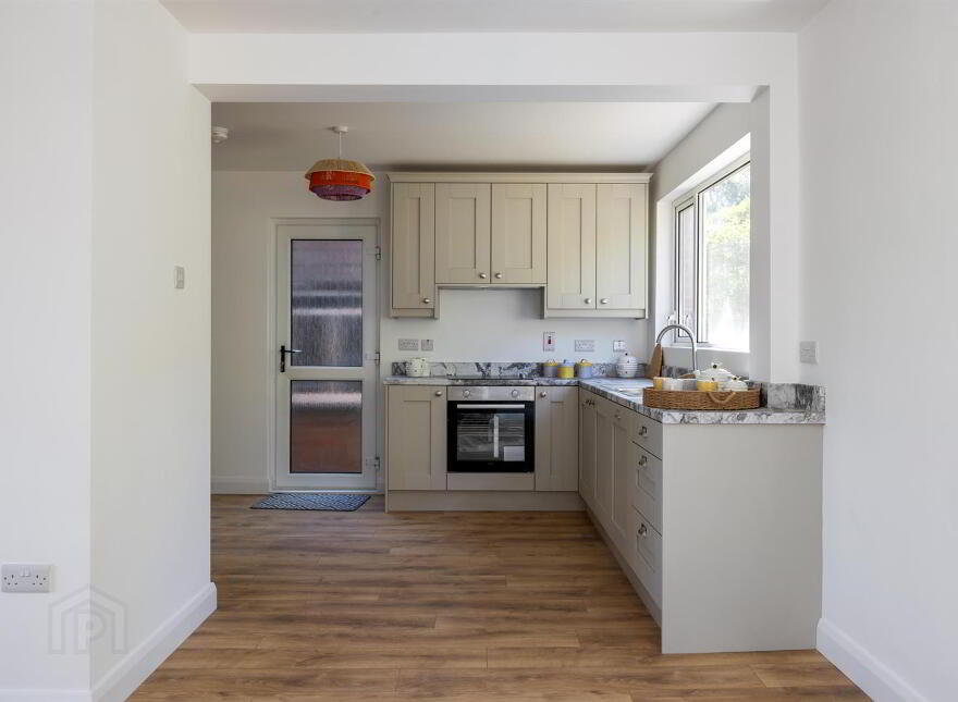 17 Gortin Park, Belfast, BT5 7EQ