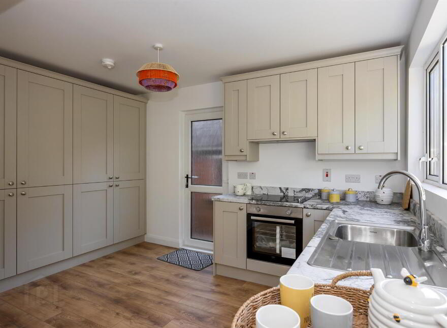 17 Gortin Park, Belfast, BT5 7EQ